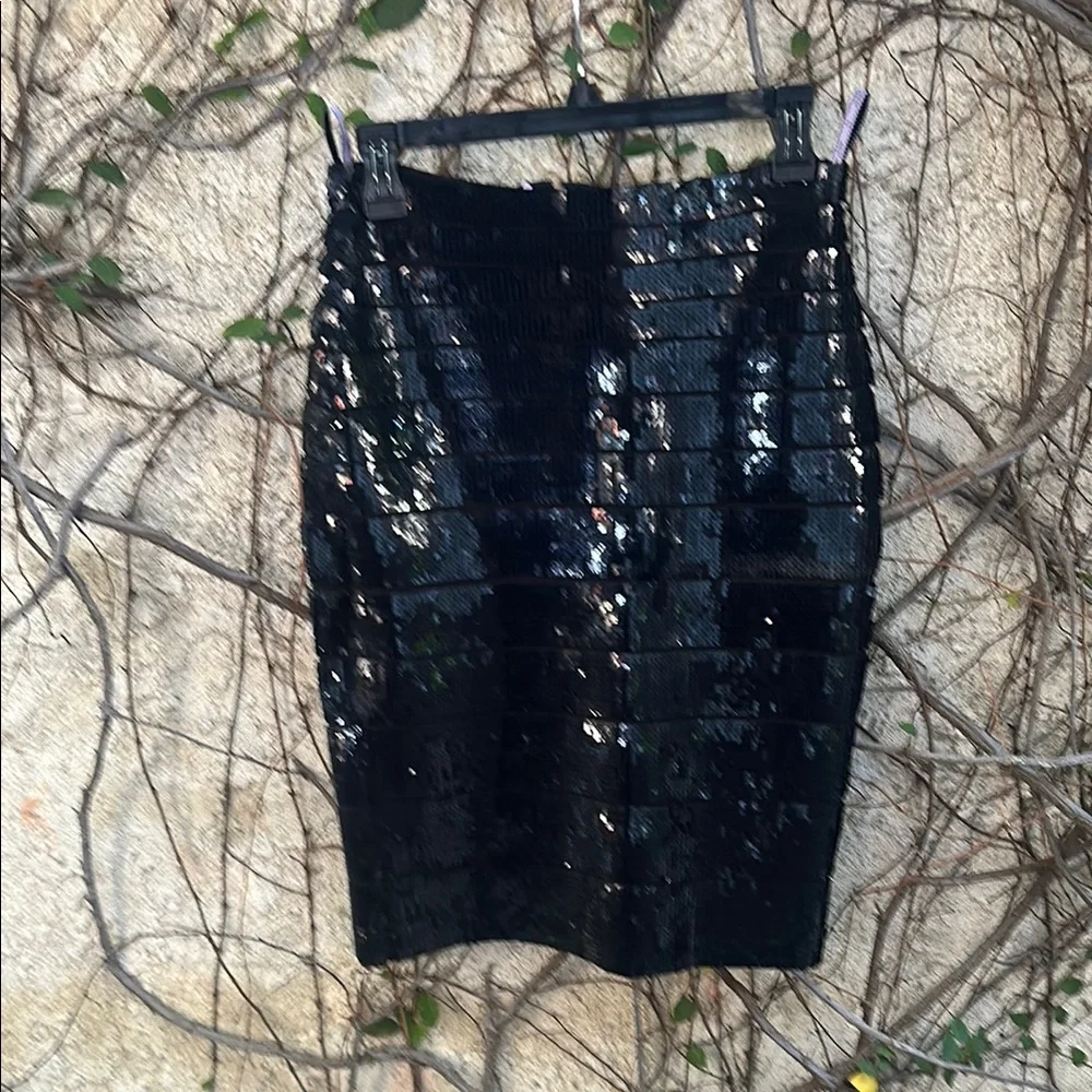 Herve Leger Black Sequin Knee-Length Pencil Skirt